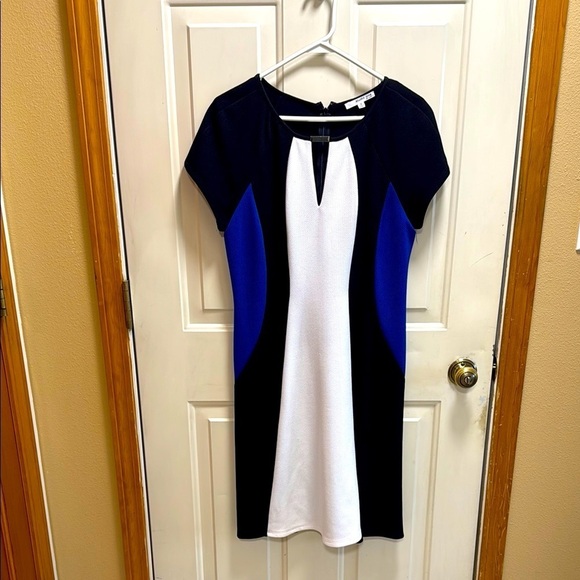 Studio One New York Elegant Black and Blue Colorblock Dress size 12 - Picture 1 of 7